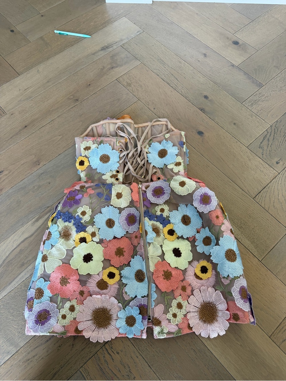 Bronx and Banco Maraya Bouquet Minidress - Picture 9 of 11